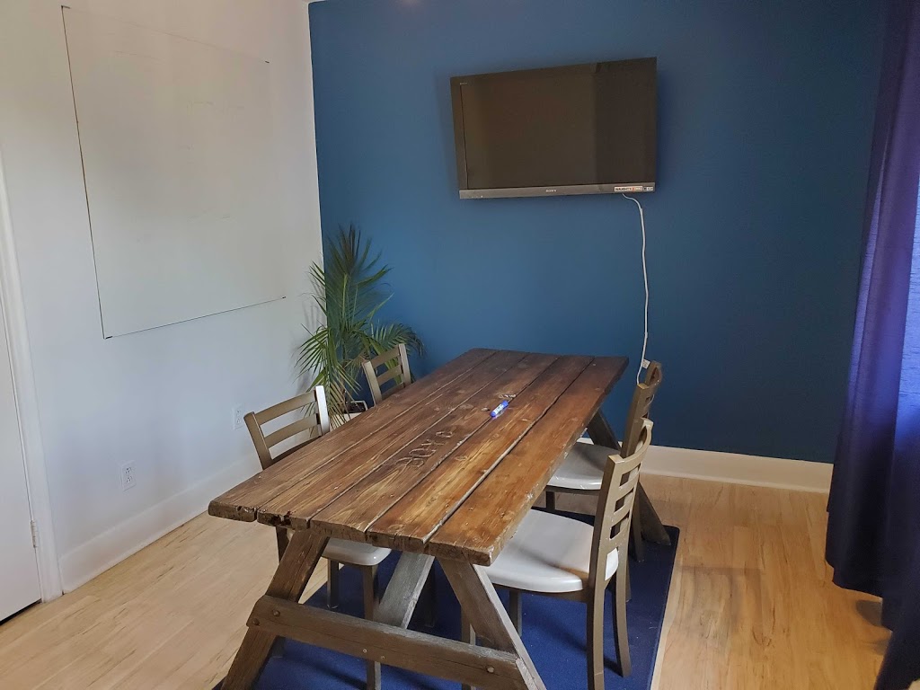 Creative Anchor | 409b Dundas St W, Belleville, ON K8P 1B6, Canada | Phone: (613) 970-0561