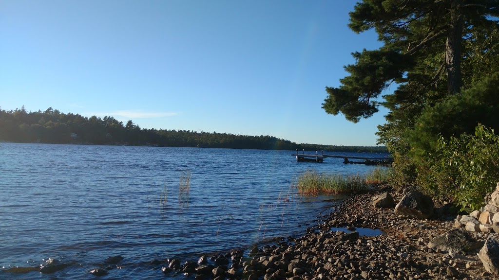 Foxpoint Market | 413 Fox Point Lake Rd, Hubbards, NS B0J 1T0, Canada | Phone: (902) 857-9202