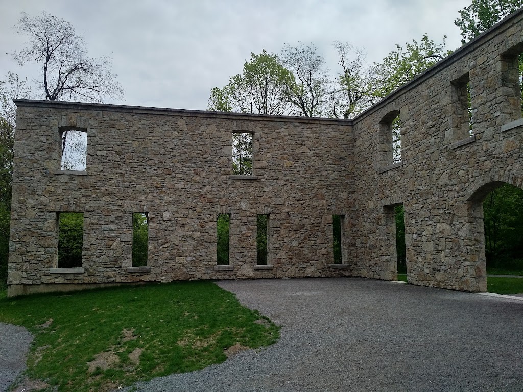 Knights Property Maintenance | 89 Robinhood Dr, Dundas, ON L9H 4G2, Canada | Phone: (905) 628-8727