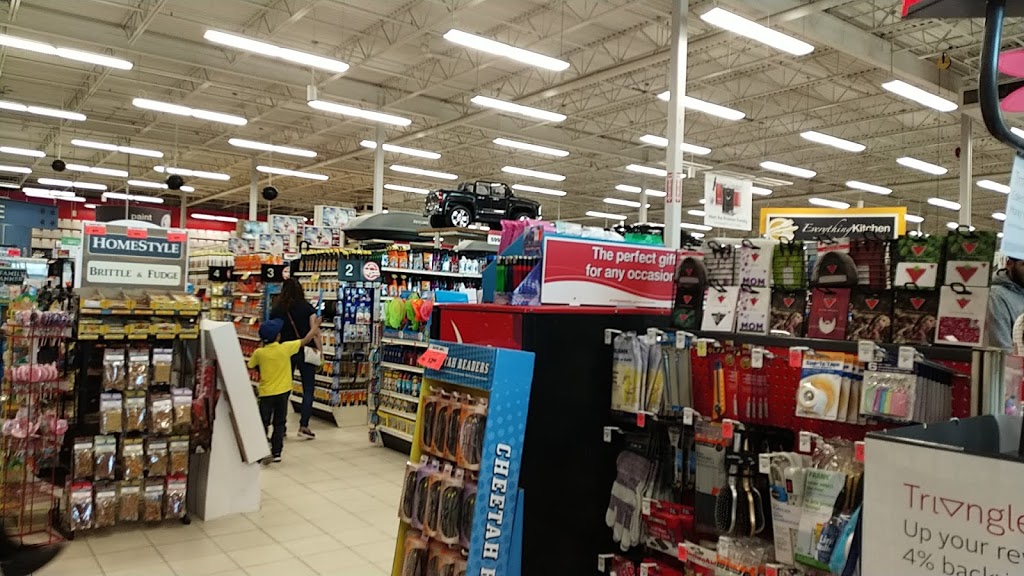 Canadian Tire - Brampton Trinity Common, ON - 10 Great Lakes Dr ...