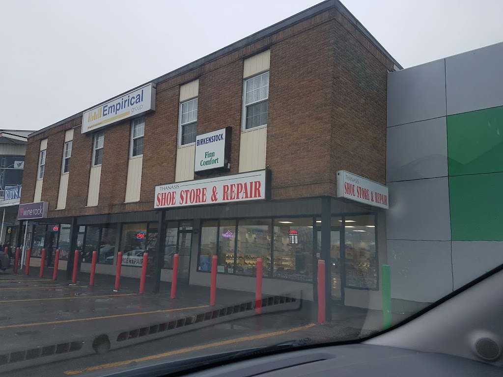 Thanasis Shoe Store & Repair Co Ltd | 1681 Bath Rd, Kingston, ON K7M 4X2, Canada | Phone: (613) 389-5984