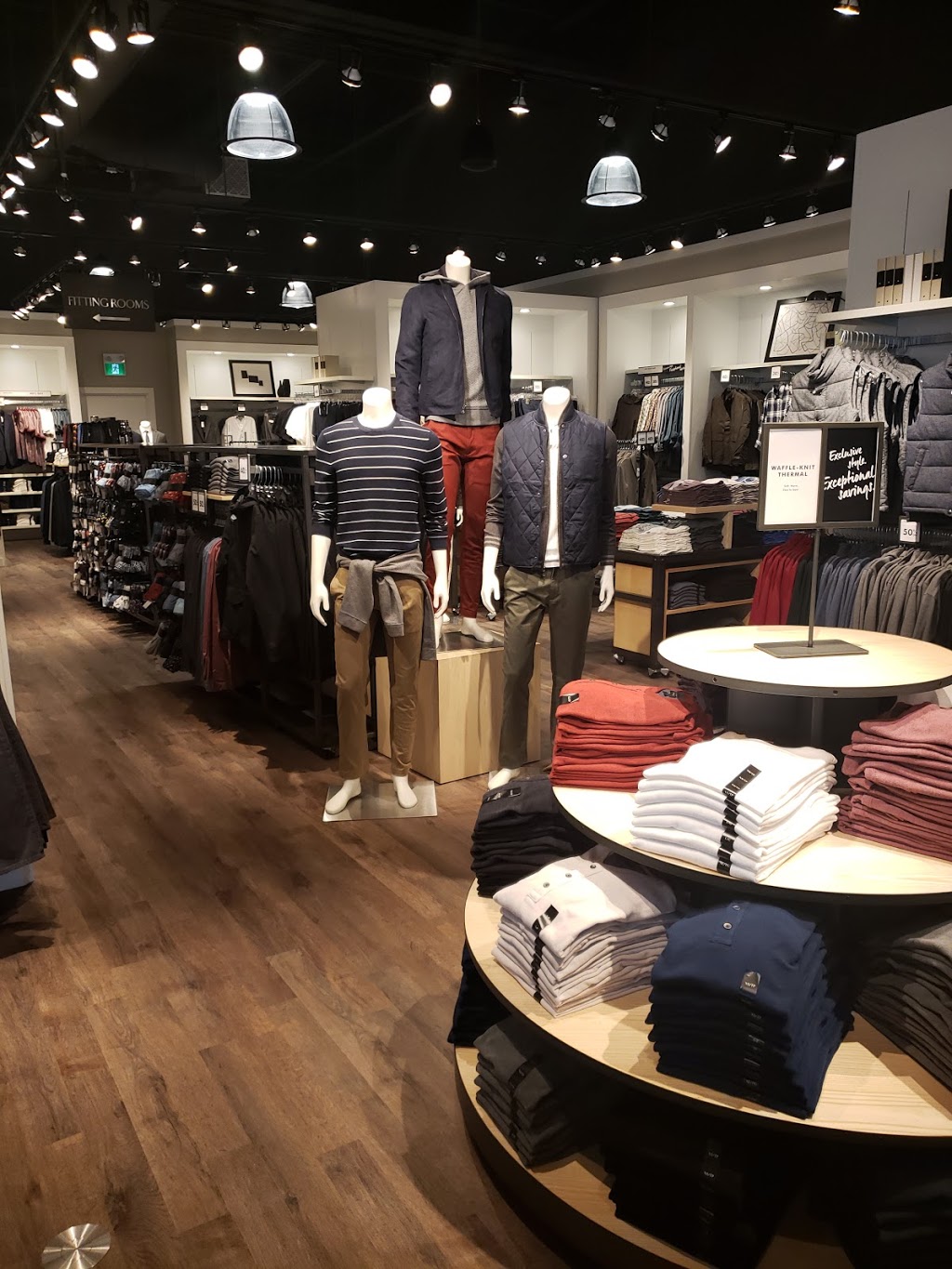 Banana Republic Factory Store | 50 Pinebush Rd Unit #104, Cambridge, ON N1R 8K5, Canada | Phone: (519) 623-6172