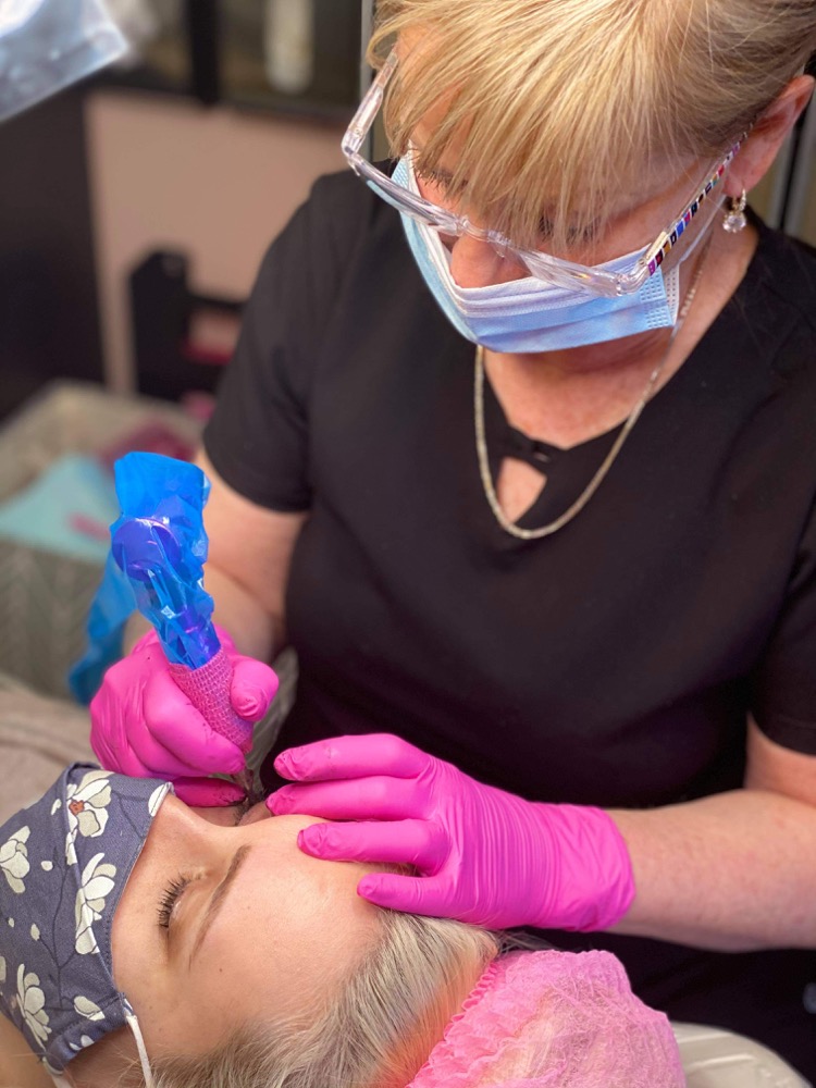 Maquillage permanent Linda Sauvageau | #335, Sorel-Tracy, QC J3P 6Y4, Canada | Phone: (514) 830-1665