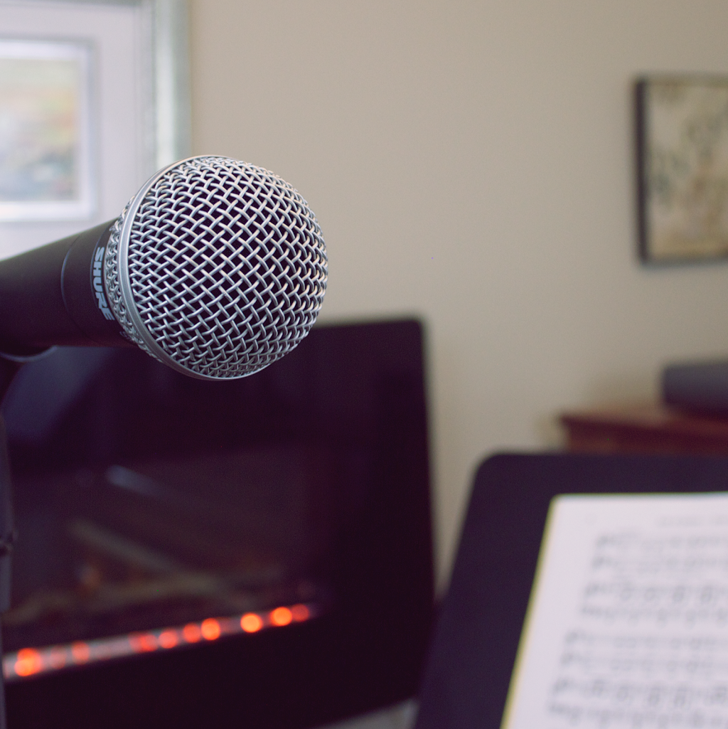 Arora Music Studio | 6730 Waterside Ct, Greely, ON K4P 1P8, Canada | Phone: (613) 252-6328