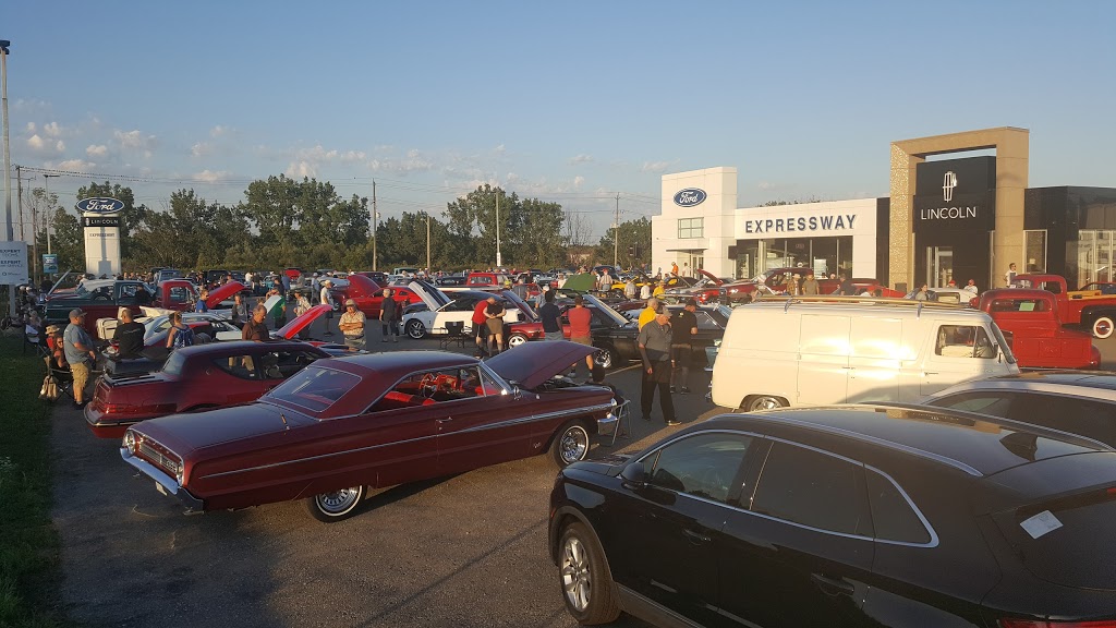 Expressway Motors | 1554 Haysville Rd, New Hamburg, ON N3A 1A3, Canada | Phone: (519) 662-3900
