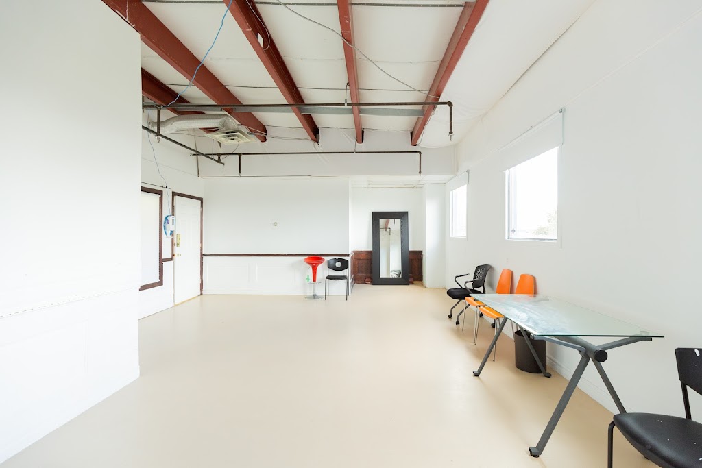 Uniyen Studios | 70 Bongard Ave Unit i, Nepean, ON K2E 7Z9, Canada | Phone: (613) 870-4343