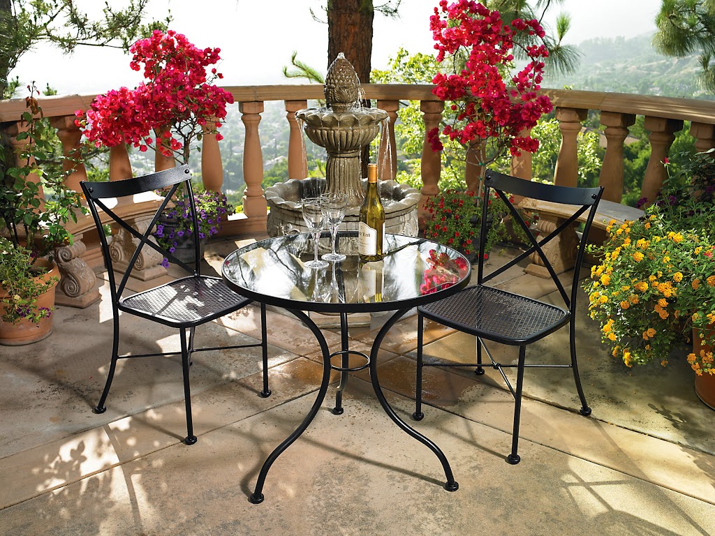 DECK HOME & PATIO | 147 Bentworth Ave, North York, ON M6A 1P6, Canada | Phone: (416) 781-4887