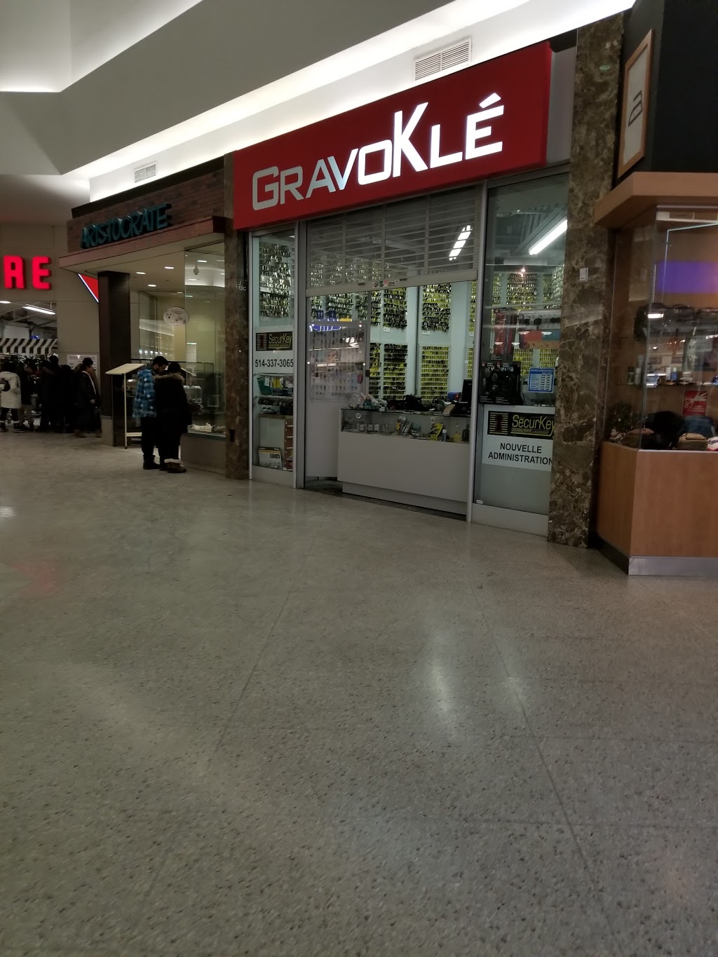 Gravoklé | 3131 Boulevard de la Côte-Vertu, Saint-Laurent, QC H4R 1Y8, Canada | Phone: (514) 337-3065