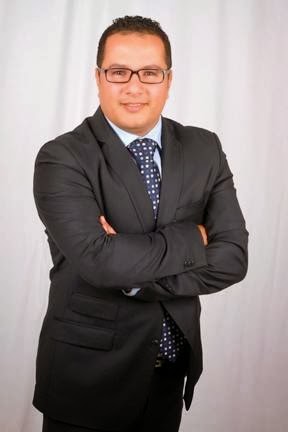 Hatim Mzouak Courtier Immobilier- Groupe Immobilier Charisma Inc | 2325 Avenue de la Volière, Laval, QC H7L 6G6, Canada | Phone: (514) 572-4924