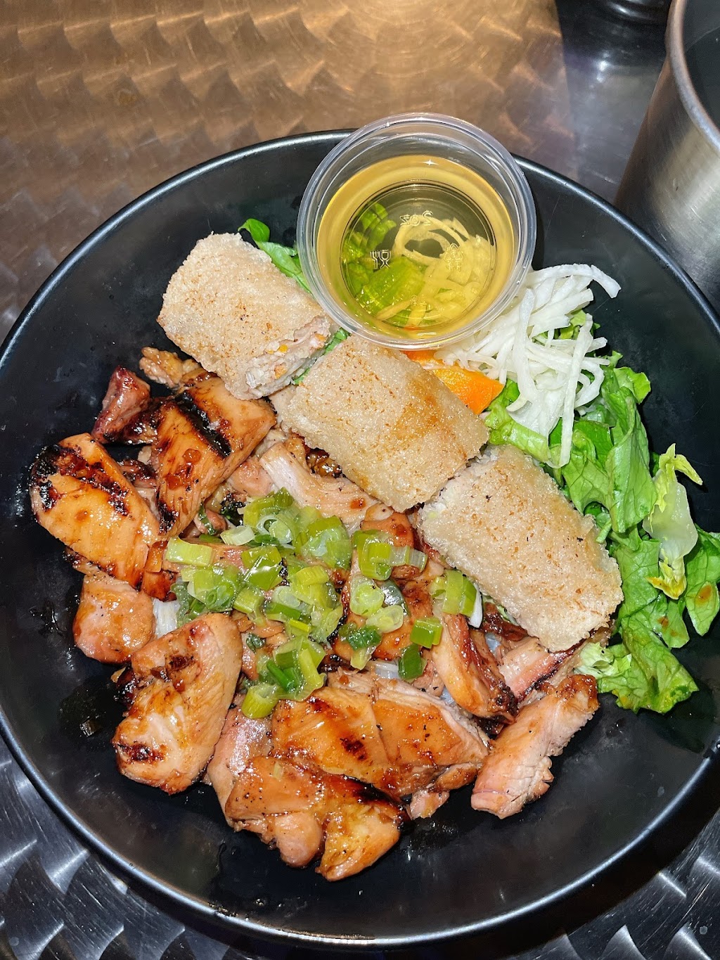 Restaurant I Am Pho Laval | 1323 Boul. de la Concorde O., Laval, QC H7N 5Y4, Canada | Phone: (514) 319-1668