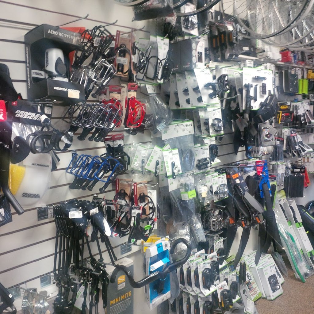 Wheels on Peel Cycle and Sports | 173 Peel St, New Hamburg, ON N3A 1E7, Canada | Phone: (519) 662-2131