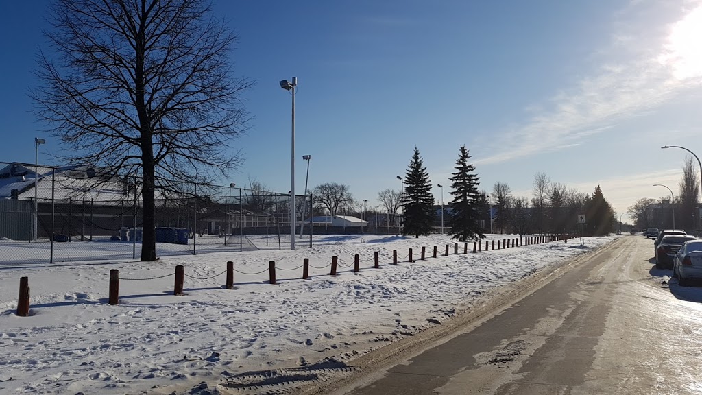 Heritage Victoria Community Club | 950 Sturgeon Rd, Winnipeg, MB R2Y 0L2, Canada | Phone: (204) 837-9653