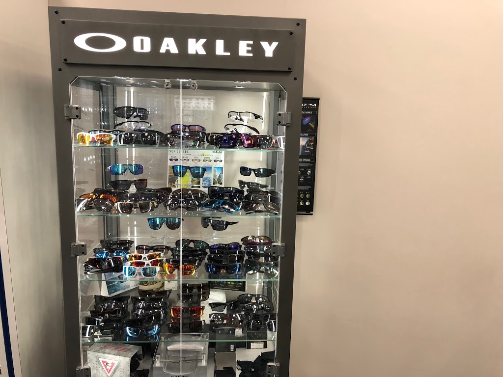 New Optical Palace | 355 Hespeler Rd, Cambridge, ON N1R 6B3, Canada | Phone: (519) 624-8585