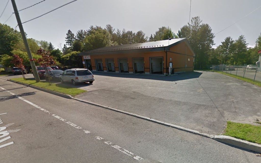 Lave-auto Grenville | 80 Rue Maple, Grenville, QC J0V 1J0, Canada | Phone: (613) 676-4425