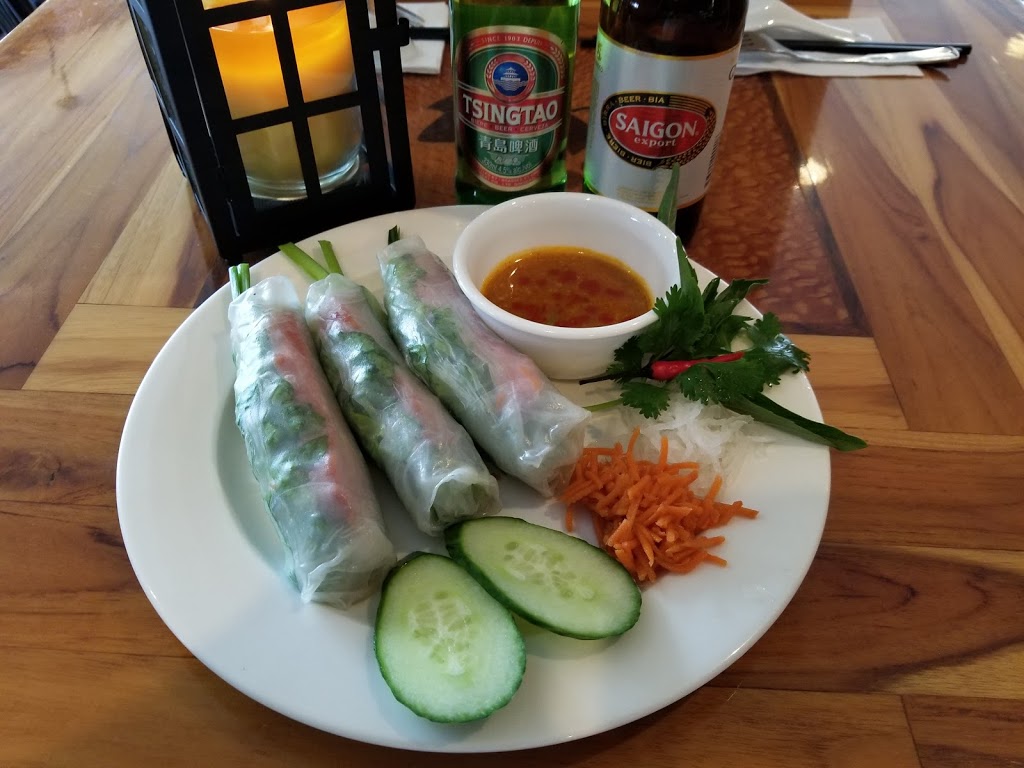 Luna Authentic Vietnamese Cuisine | 205 1 St W, Cochrane, AB T4C 1X3, Canada | Phone: (403) 981-8808