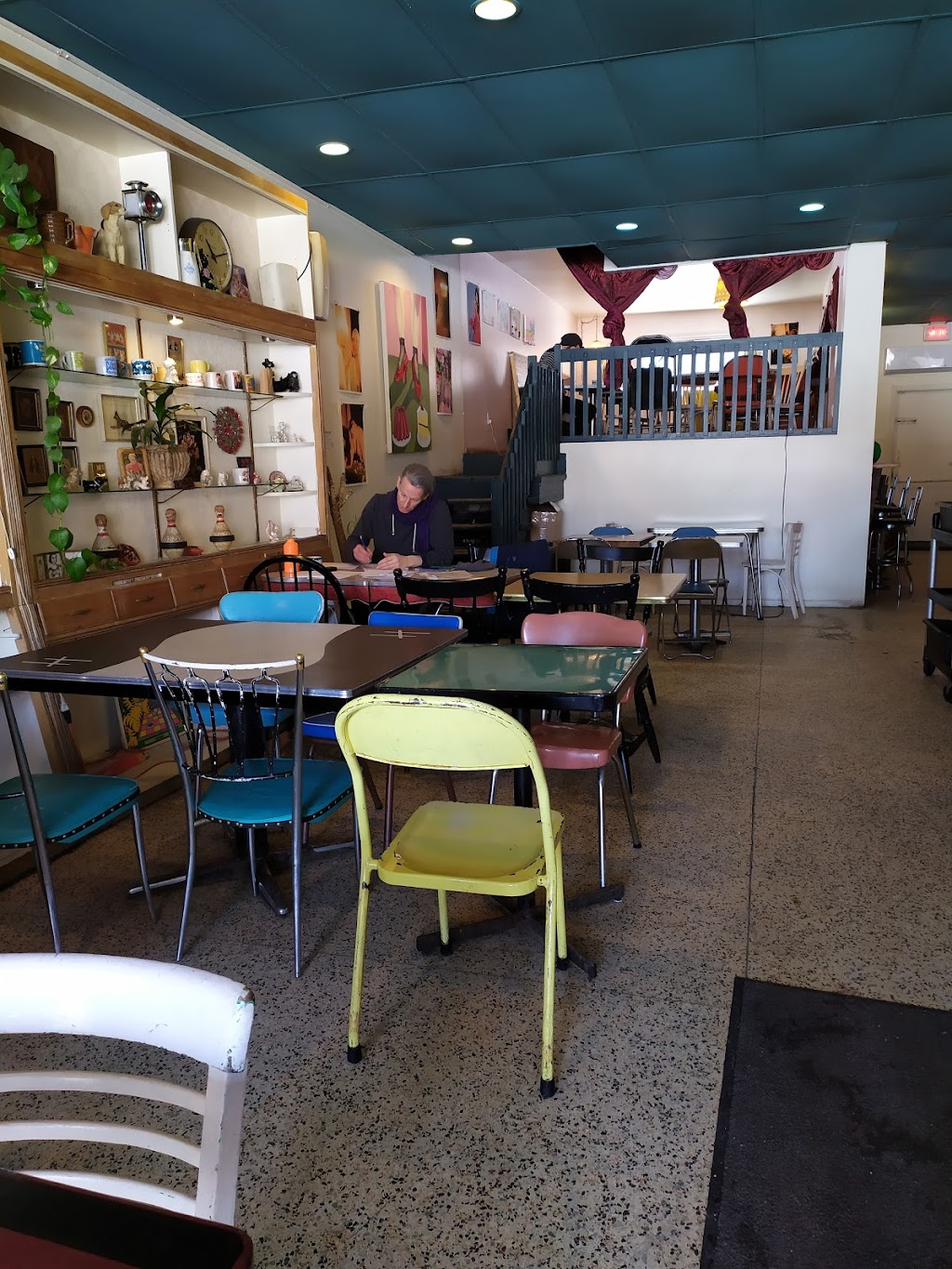 Coop Le Cagibi | 6596 Boul. Saint-Laurent, Montréal, QC H2S 3C6, Canada | Phone: (438) 476-6393