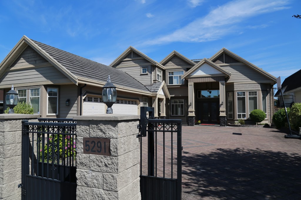 Alibabas House | 5291 Francis Rd, Richmond, BC V7C 1K2, Canada | Phone: (778) 929-0287