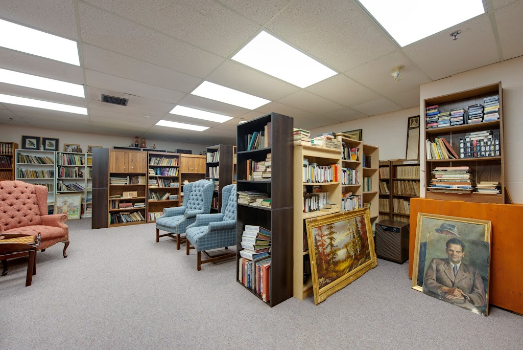 Russian Orthodox Retirement Centre | 81 Alexander Blvd, Jacksons Point, ON L0E 1L0, Canada | Phone: (905) 722-4331