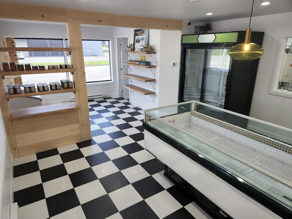 Allen - Fromagerie & Laiterie Biologique | 640 Rte Bégin, Saint-Anselme, QC G0R 2N0, Canada | Phone: (418) 885-4839