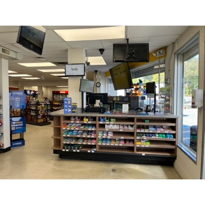 On The Run - Convenience Store | 3714 3rd Ave, Port Alberni, BC V9Y 4G1, Canada | Phone: (250) 723-9522