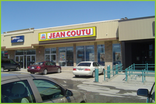 PJC Jean Coutu | 525 1re Av, Asbestos, QC J1T 4R1, Canada | Phone: (819) 879-6969