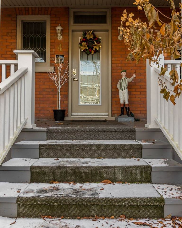 Sallys Place | 295-299 Ontario St, Stratford, ON N5A 3H6, Canada | Phone: (519) 272-2383