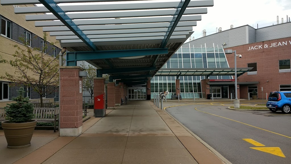 Woodstock General Hospital | 310 Juliana Dr, Woodstock, ON N4V 0A4, Canada | Phone: (519) 421-4211