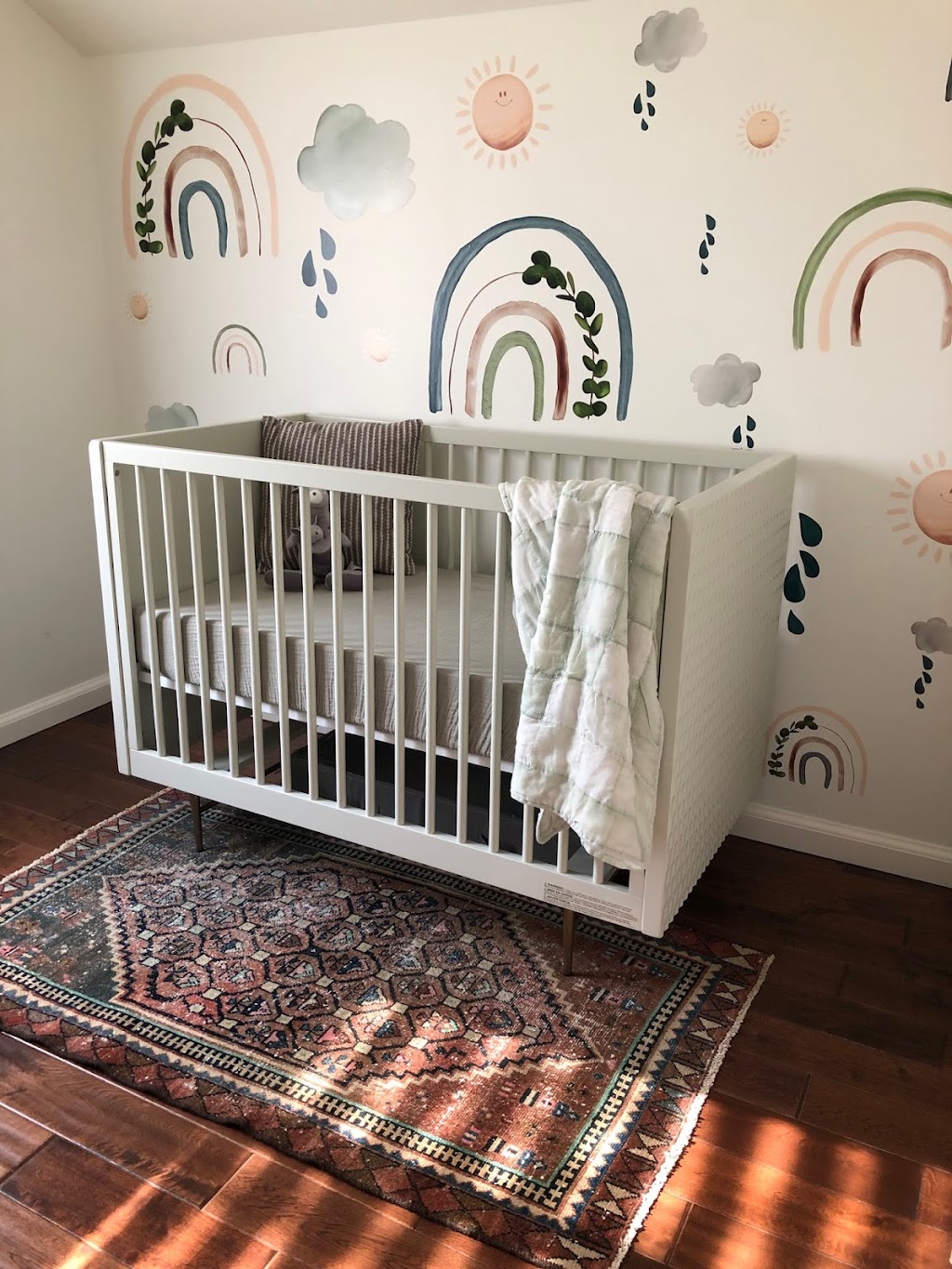 Woven Kin Home (formerly Petrichor Vintage Co.) | Mailbox 44, 64 Hatt St Unit U-12, Dundas, ON L9H 7T6, Canada | Phone: (647) 215-7288