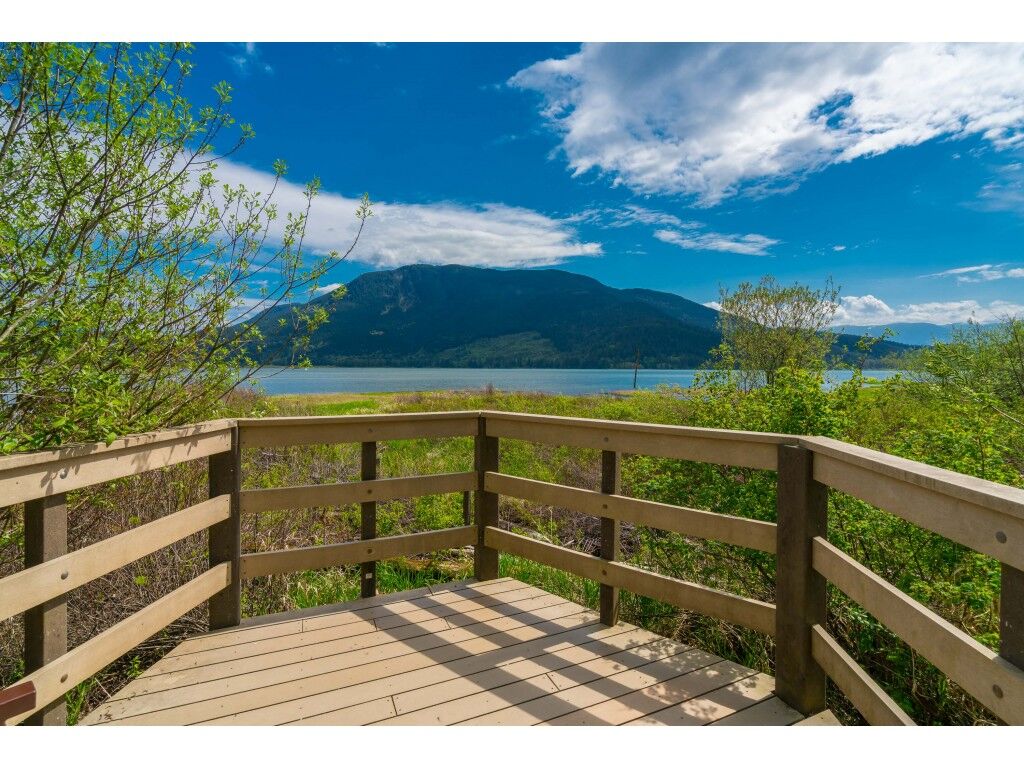 Doug Fielding Real Estate Team Maple Ridge | 12261 234 St, Maple Ridge, BC V2X 0X9, Canada | Phone: (778) 718-8494