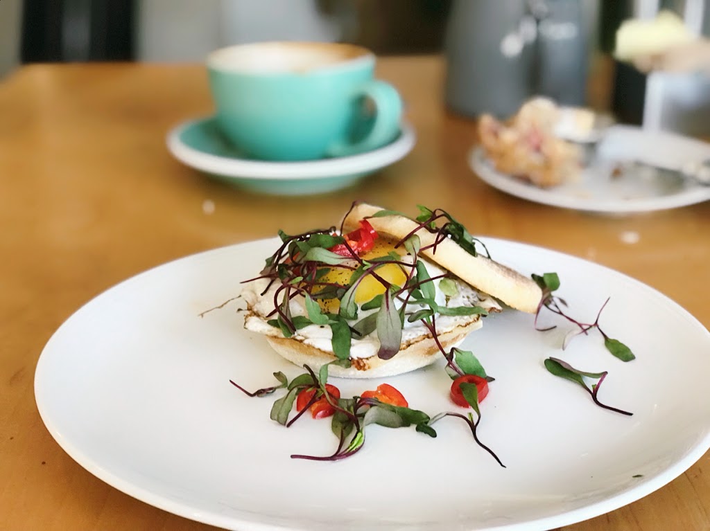 Kerr Street Cafe | 298 Kerr St, Oakville, ON L6K 3B3, Canada | Phone: (289) 837-1535