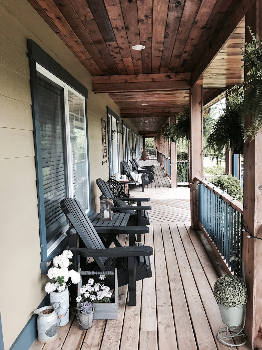 The Old Schoolhouse Inn B&B | 47390 Fairfield Rd, Chilliwack, BC V2P 7Z7, Canada | Phone: (604) 799-3206