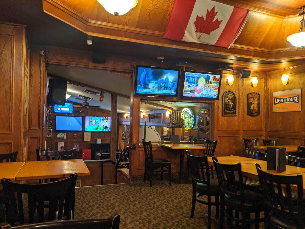 Black Swan Pub & Liquor Store | 2890 Shawnigan Lake Rd, Shawnigan Lake, BC V0R 2W0, Canada | Phone: (250) 743-5133