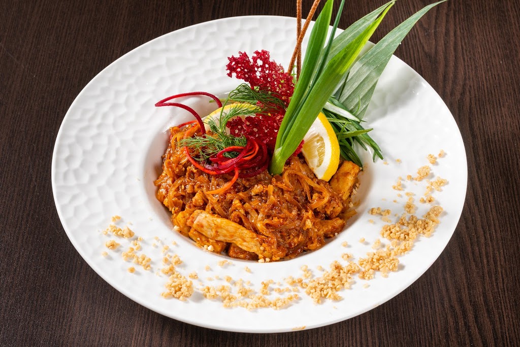 Thai One on Dundas | 3132 Dundas St W, Toronto, ON M6P 2A1, Canada | Phone: (416) 516-8080