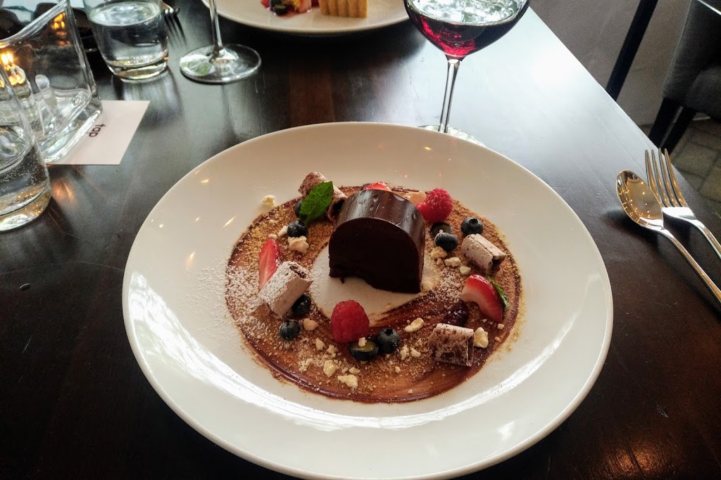 Tap Restaurant | 15350 34 Ave #101, South Surrey, BC V3S 0T7, Canada | Phone: (604) 536-1954