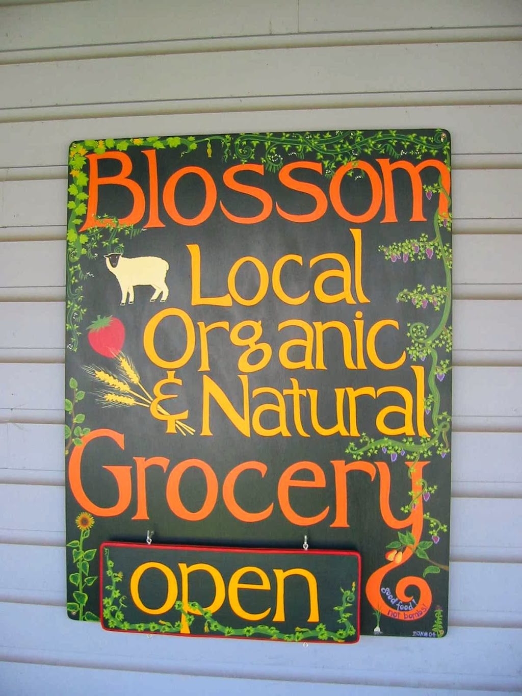 Blossom Grocery | 295 Village Rd, Lopez Island, WA 98261, USA | Phone: (360) 468-2204