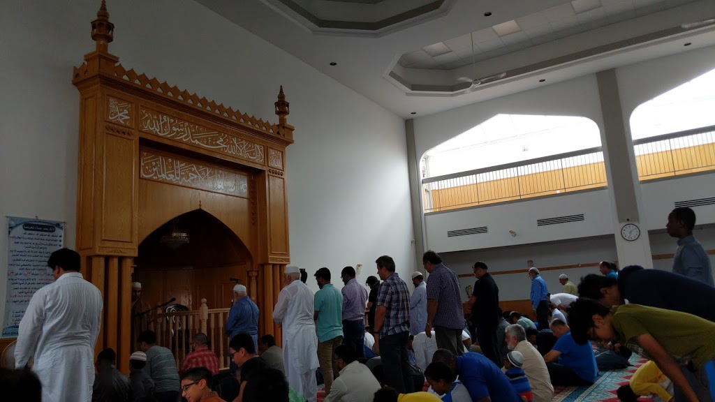 Islamic Centre of Cambridge | 1550 Dunbar Rd, Cambridge, ON N1R 8J5, Canada | Phone: (519) 740-6855