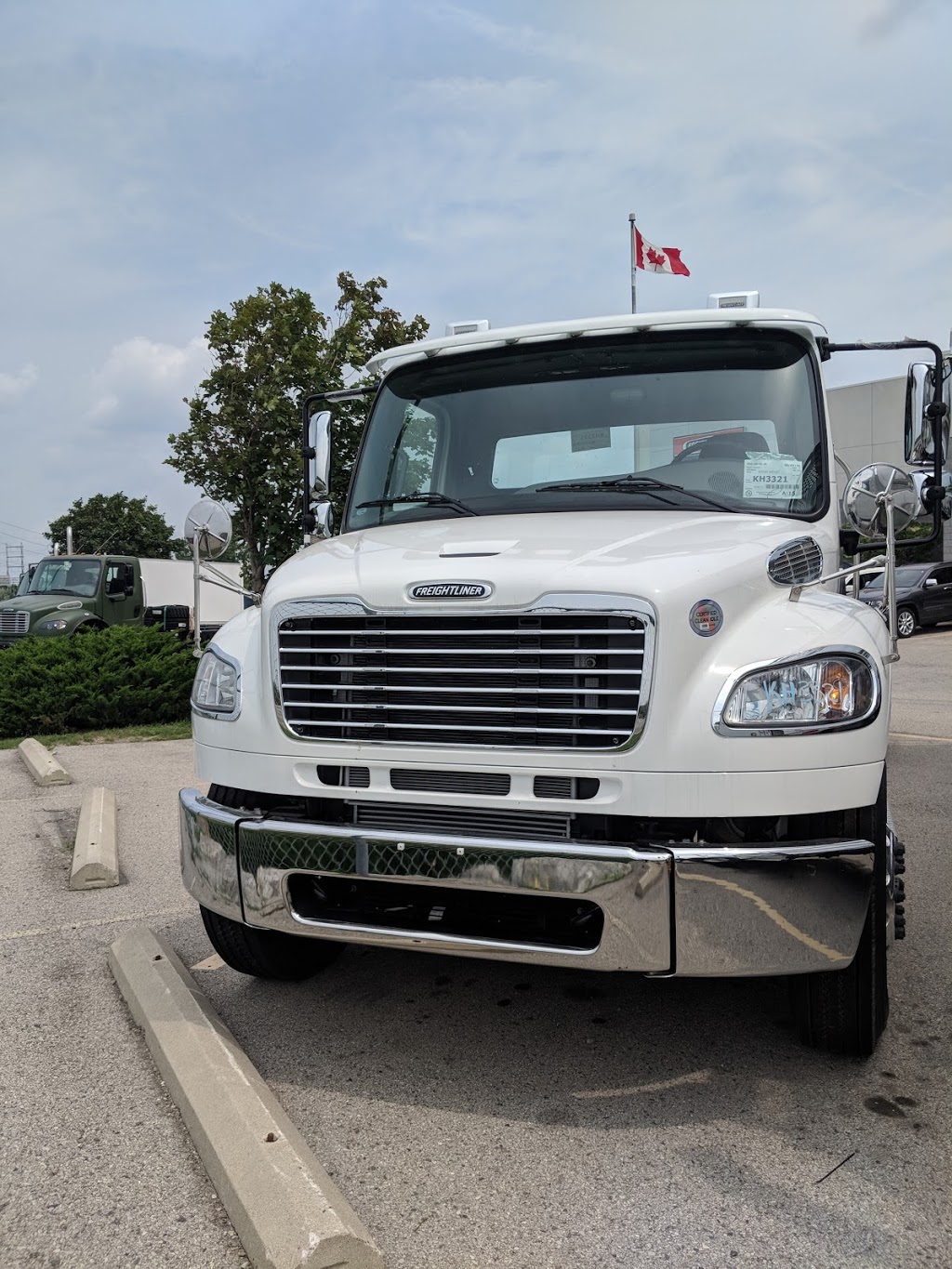 TEAM Truck Centres London | 795 Wilton Grove Rd, London, ON N6N 1N7, Canada | Phone: (519) 681-6868