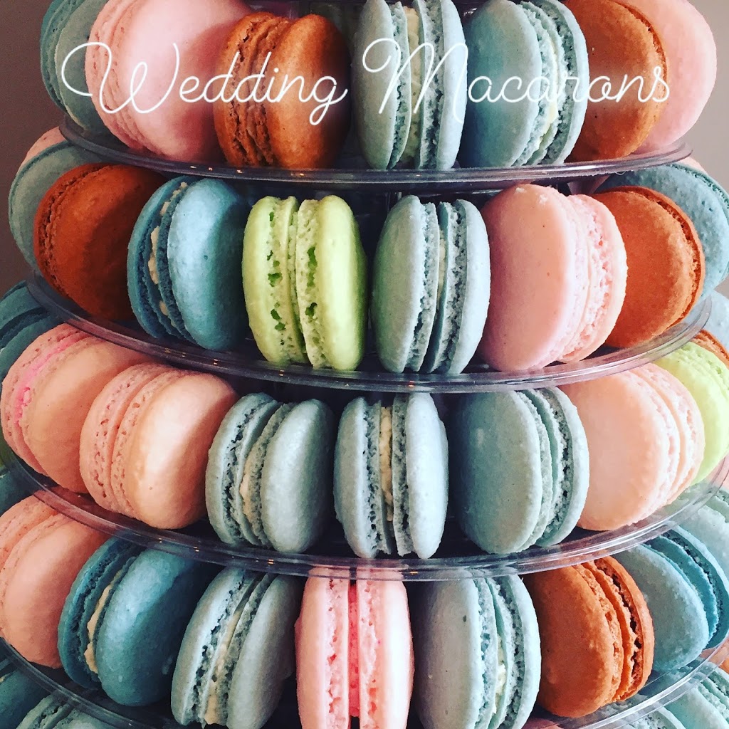 M and R Cakes and Cafe | 116 Dundas St W, Whitby, ON L1N 2L9, Canada | Phone: (905) 431-2520