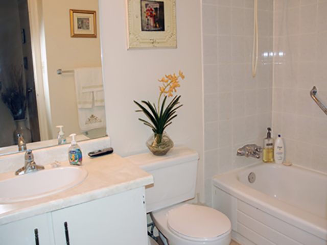 Dorchester Apartments | 5911 Dorchester Rd, Niagara Falls, ON L2G 7M7, Canada | Phone: (905) 354-6650