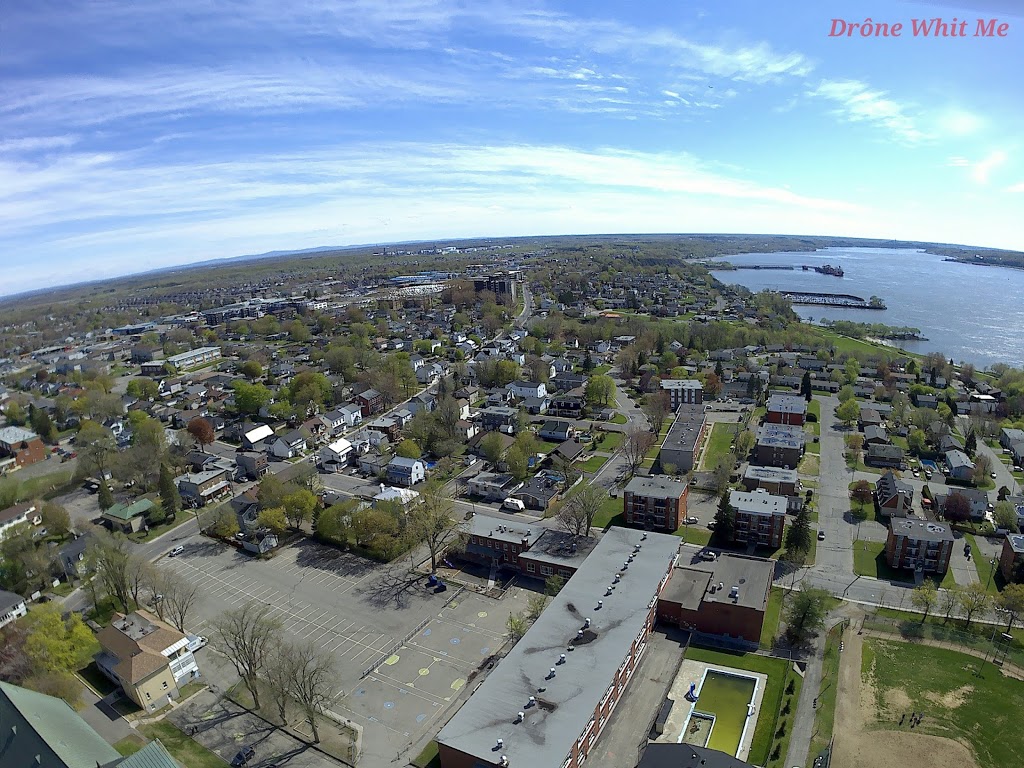 École Charles-Rodrigue | 5485 Rue Saint-Georges, Lévis, QC G6V 4M7, Canada | Phone: (418) 838-8571