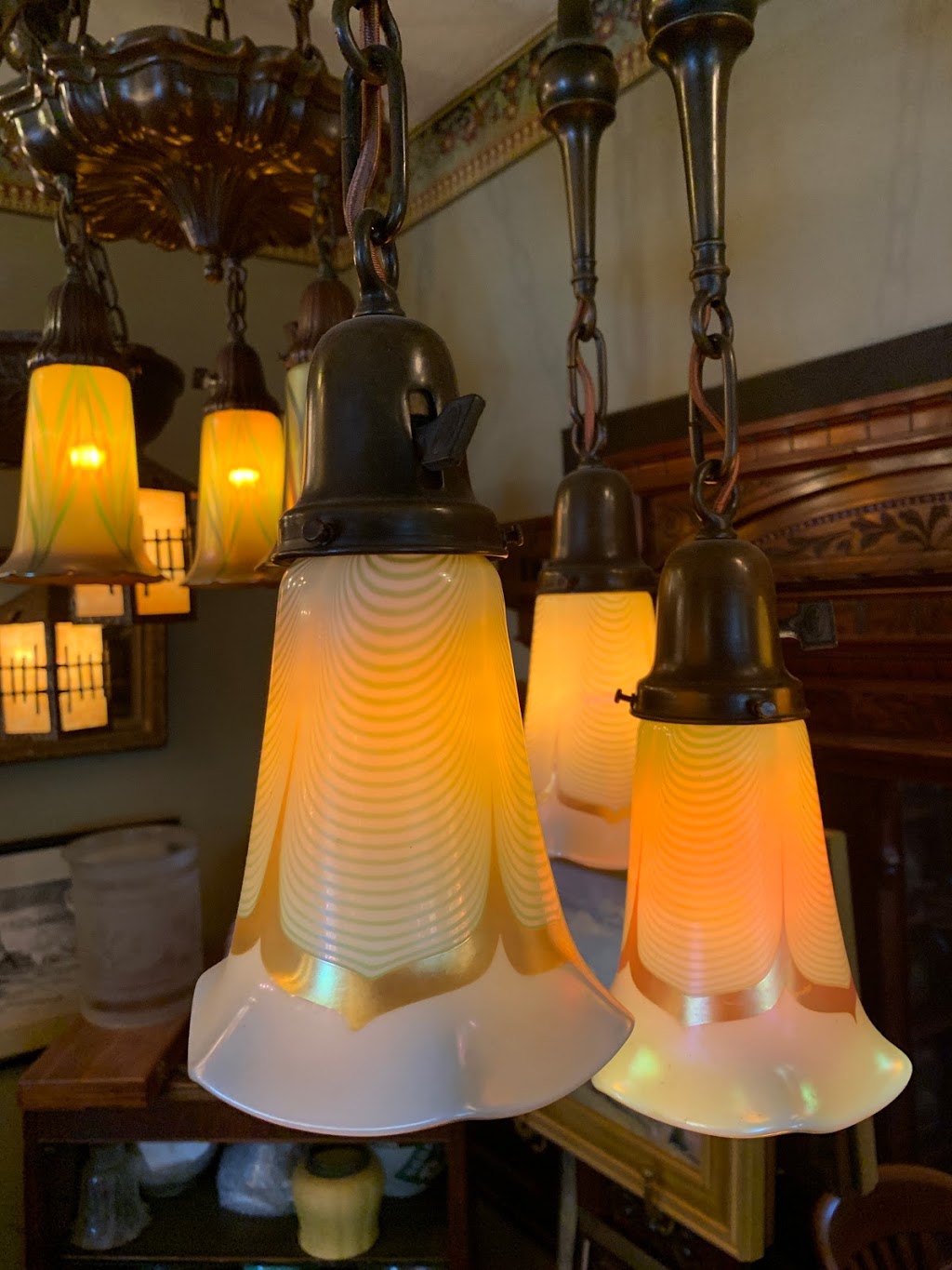 Carl Sloan Antiques Inc | 65 Elmwood Ave, Buffalo, NY 14201, USA | Phone: (716) 884-0211