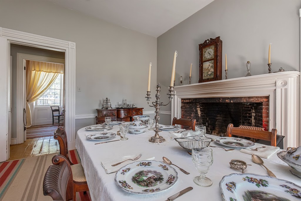 MacPherson House & Park | 180 Elizabeth St, Napanee, ON K7R 1B5, Canada | Phone: (613) 354-3027