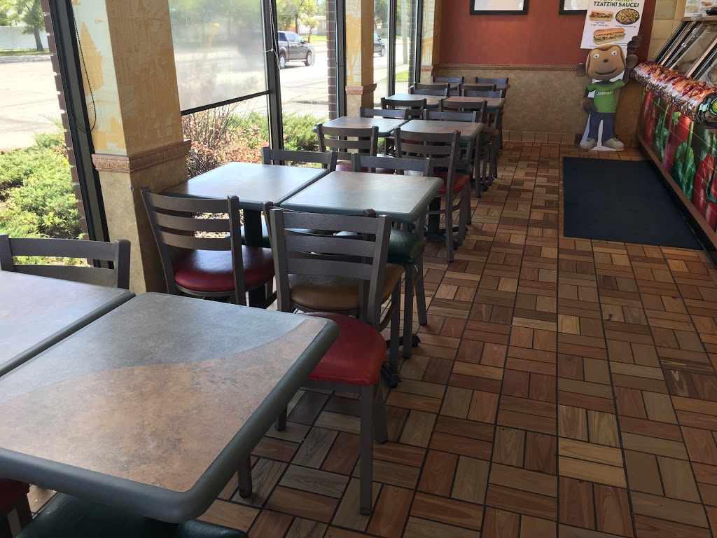 Subway | 2140 McPhillips St, Winnipeg, MB R2V 3C8, Canada | Phone: (204) 940-5556