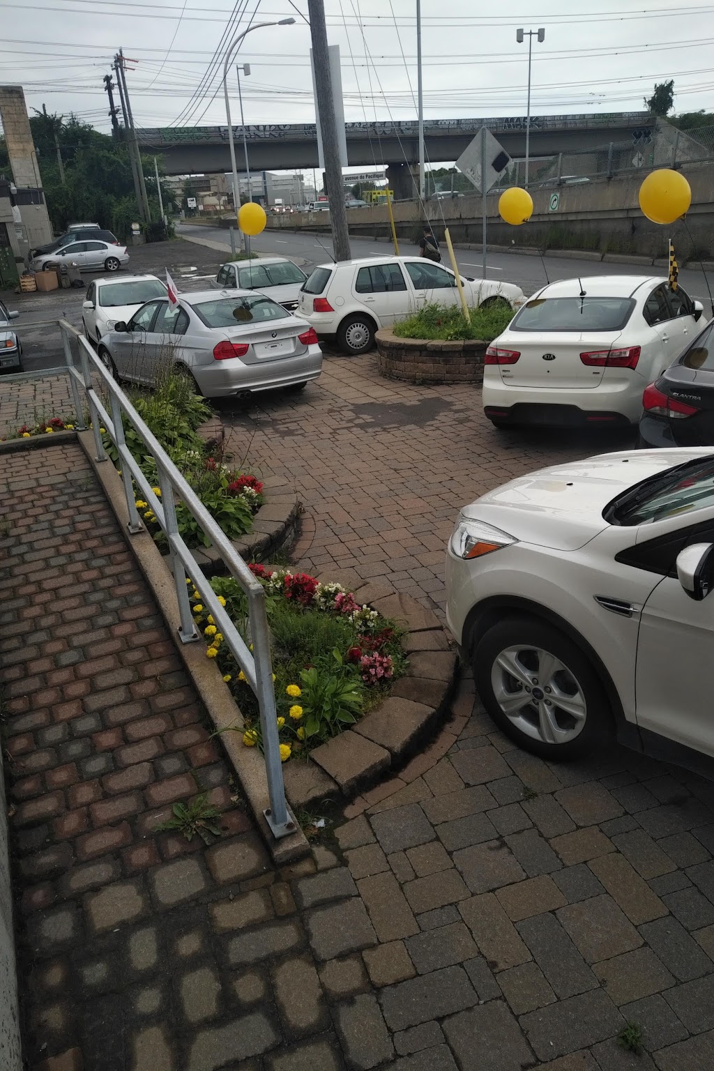 AcquisAuto | Autos Usagées Vente Financement Valleyfield Montréa | 690 Boulevard Monseigneur-Langlois, Salaberry-de-Valleyfield, QC J6S 5H7, Canada | Phone: (866) 781-6034