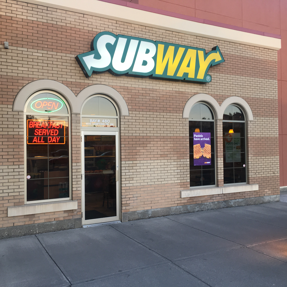 Subway | 480-1000 Hamptons Dr NW, Calgary, AB T3A 6A7, Canada | Phone: (403) 263-2239
