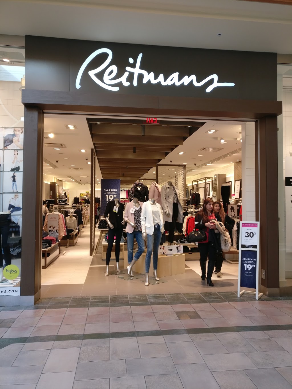 Reitmans | 9350 Yonge St, Richmond Hill, ON L4C 5G2, Canada | Phone: (905) 770-3870