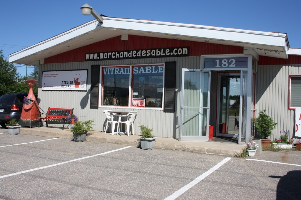 Atelier Eco-Art | 182 QC-138, Forestville, QC G0T 1E0, Canada | Phone: (418) 587-4373