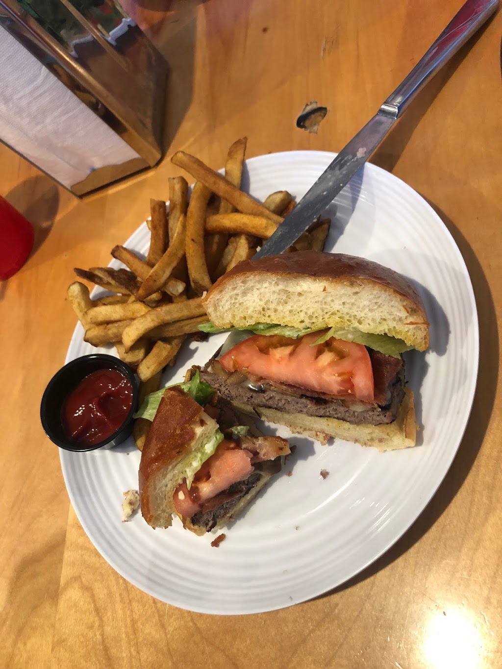 Twin Cities Cafe | 125 Morrison Rd, Longview, AB T0L 1H0, Canada | Phone: (403) 558-3786