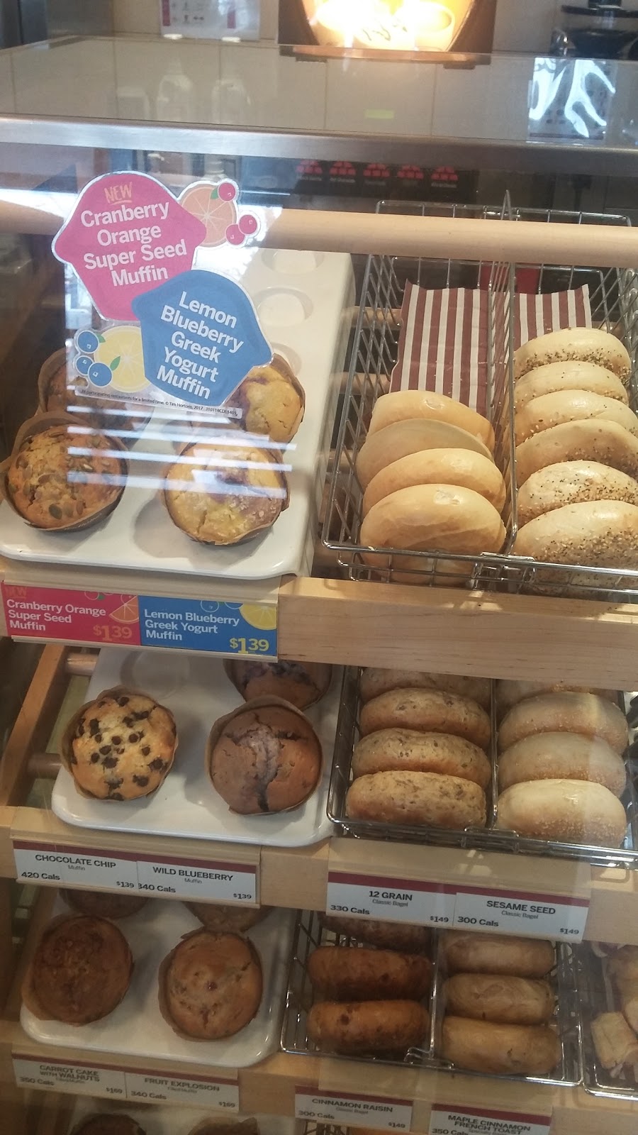 Tim Hortons | 8010 Yonge St, Innisfil, ON L9S 1L5, Canada | Phone: (705) 436-3895