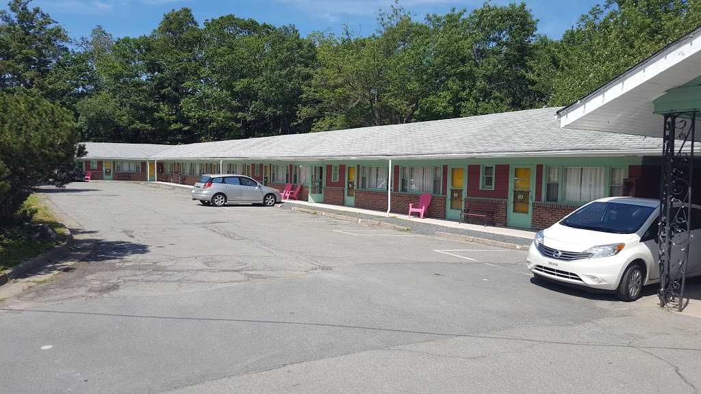Esquire Motel | 771 Bedford Hwy, Bedford, NS B4A 1A1, Canada | Phone: (902) 835-3367